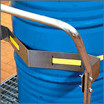PSA200 - kit di trattenuta fusti da 200 lt. completo di staffa sagomata