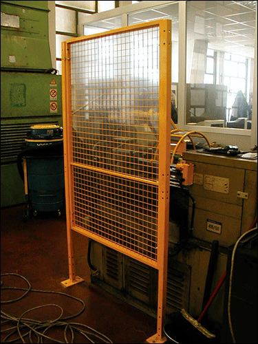 RIP005 - pannello per protezione tornio mm 1000x1500