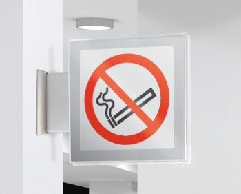 SEPE1301BW - targa Plexi bifacciale Vietato fumare EN ISO 7010 P002