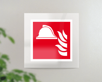 SEPE15111FW - targa Plexi monofacciale Presidio antincend. fiss.inv.EN ISO 7010 F004