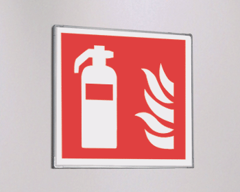 [SEME15107A] SEME15107A - segnaletica all.Metal mono Estintore EN ISO 7010 F001