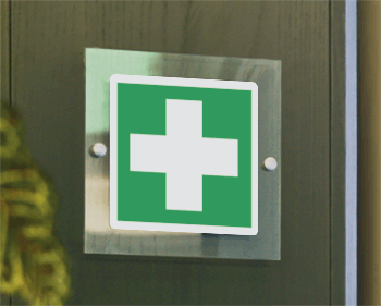 [SEPE15101W] SEPE15101W - targa Plexi monofacciale Pronto soccorso EN ISO 7010 E003